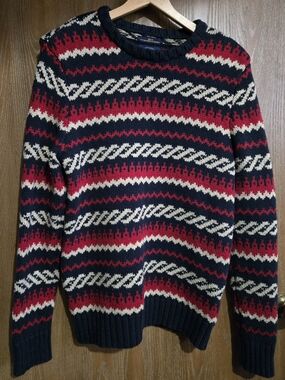 Men's M - American Eagle Outfitters Navy, Red & Cream Patterned Crewneck Sweater
